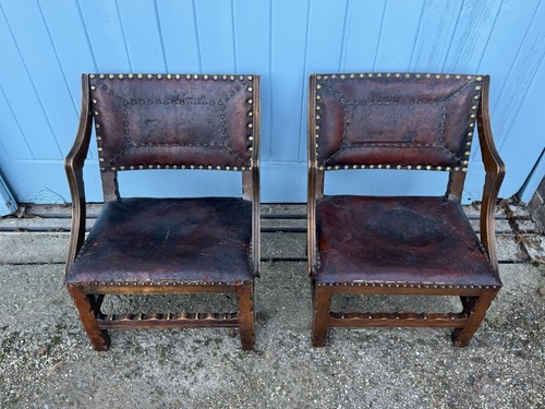 Pair spanish colonial - of,