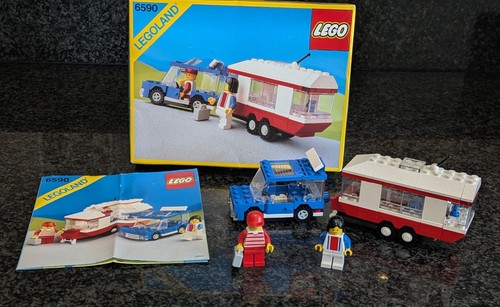 Lego town vacation - vacation, camper