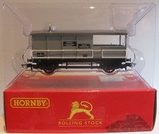 Hornby OO R6922 BR Grey 20 ton