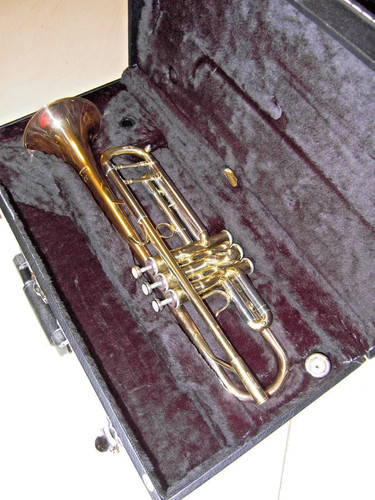 Great trumpet jupiter - great,