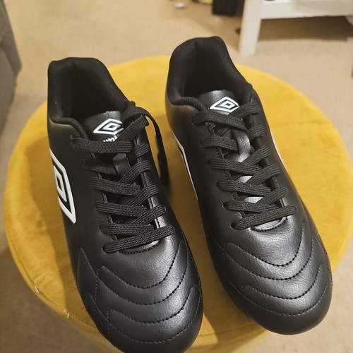 Umbro football boots 5 - football,