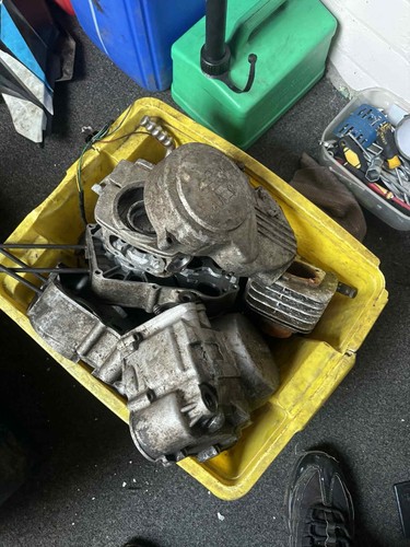 Loads pit bike - of,