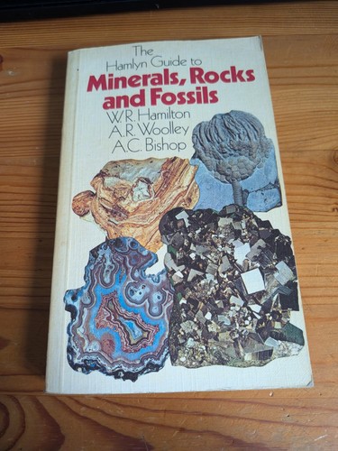 The hamlyn guide minerals - hamlyn,