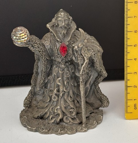 The moon wizard figurine - "the, wizard"