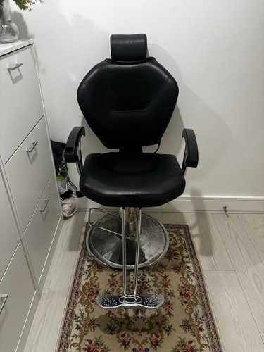 Barber chair beauty salon - chair, hair