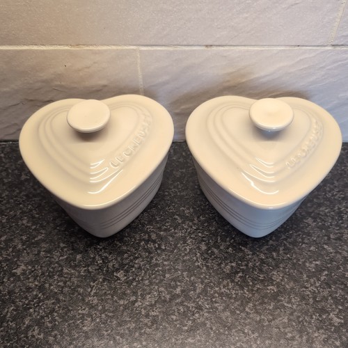 Crueset stoneware cream - le,