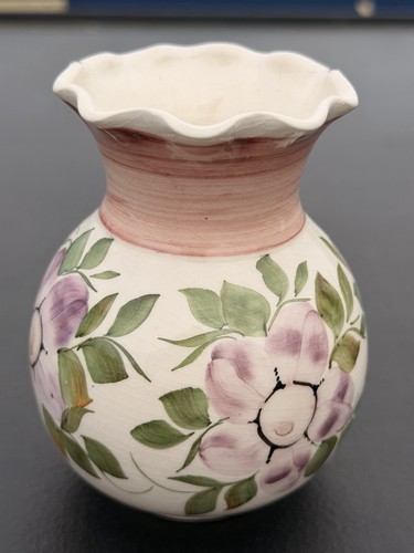 Small vintage guernsey floral - small,