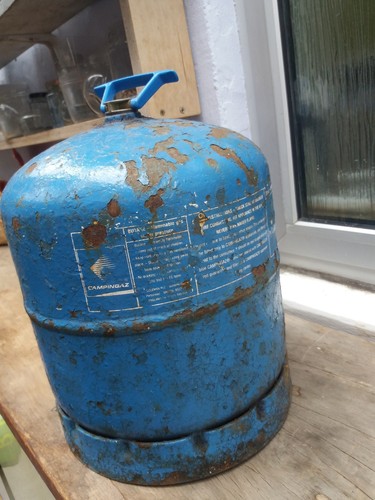 Empty gaz bottle 907 - bottle, with