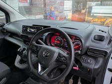 VAUXHALL COMBO 1.5 2300