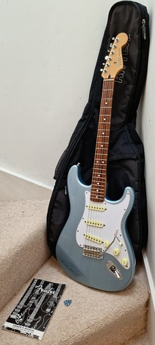Fender mexican stratocaster - mexican,