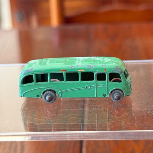 Matchbox bedford duple - no.21,