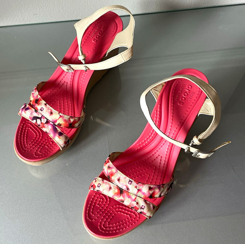 Crocs women floral wedge - crocs,