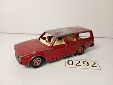 Matchbox Superkings Volvo 245 240 estate 1:36 banger racing model ?