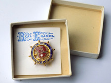 Vintage 1939-1949 Cunard-White Star Line RMS QUEEN ELIZABETH Enamel Badge Brooch