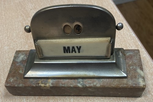 Vintage metal 1940s perpetual - metal,