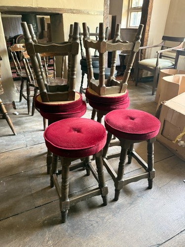 Red velvet style - velvet, wood