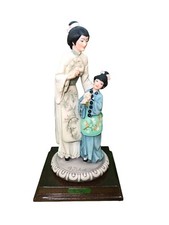 A Belcari Capodimonte Japanese