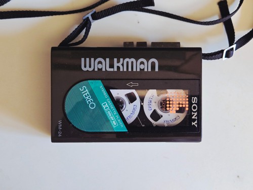 Sony classic look walkman - sony,