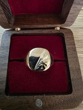 Solid 9ct mens - 9ct, ring