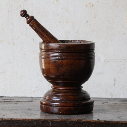 Antique treen early 18th