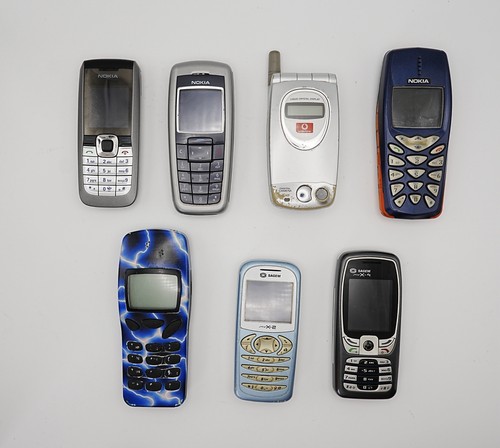 Vintage mobile phone job - phone, lot