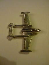 De Havilland Venom c83 Plane Aircraft fine English Pewter Pin Badge