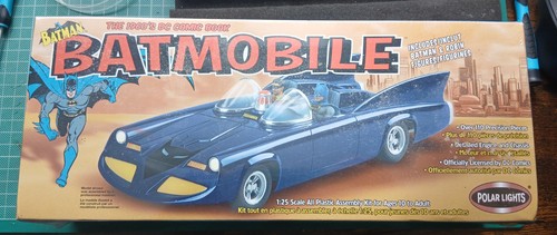 Polar lights batman batmobile - batman,