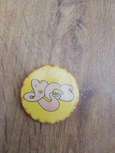 Vintage yes band pin - pin, 70s