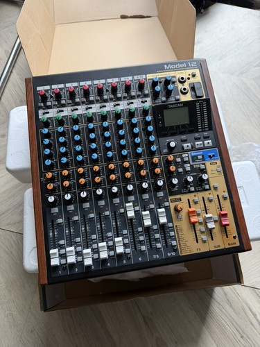Tascam model analogue - model,