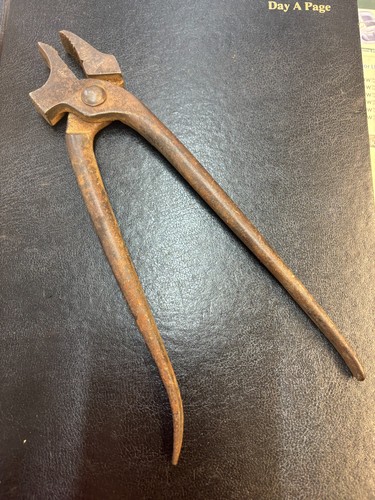 Vintage cobblers lasting - vintage,