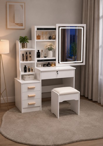 White dressing table with - dressing,