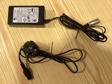 Unused QILI SLA/GEL 24v 2amp mobility scooter/powerchair battery charger.