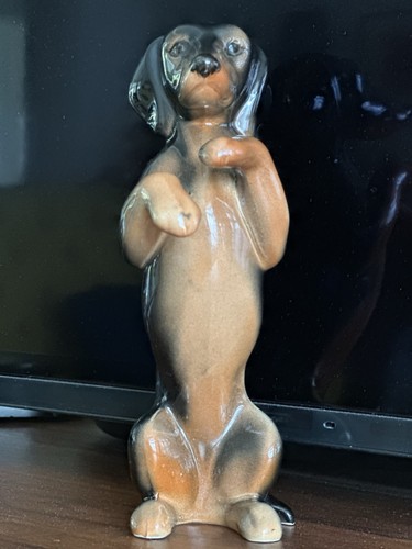 Vintage dachshund dog figurine - dachshund,