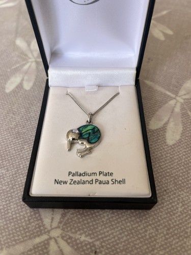 New zealand marine - opal, kiwi