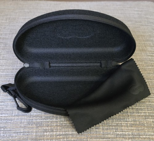 Specsavers zipper semi hard - semi,