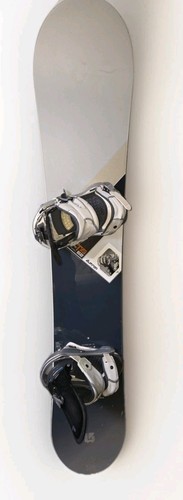 Burton 162cm snowboard with - burton,