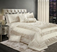 Quilted Sparkle Embossed