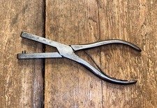 VINTAGE WW2 AIR MINISTRY LEATHER BELT HOLE PUNCH PLIERS COBBLER SADDLER OLD TOOL