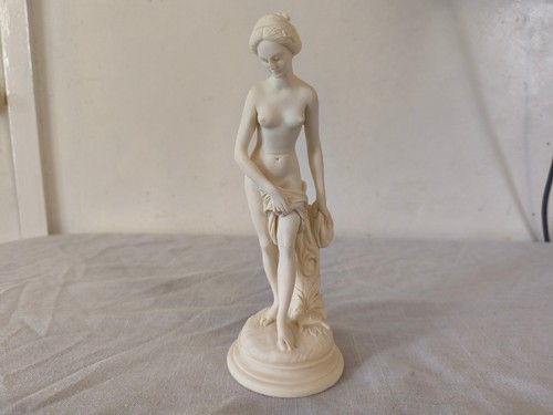Nude lady art - lady,