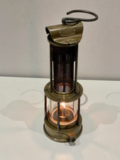 E. Thomas & Williams (ETW)