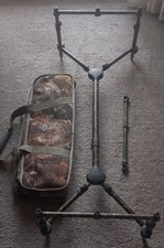 Fox Quattro Camo 3 Rod Pod, Matching Backlead Bar and Case. (Nash, Korda)