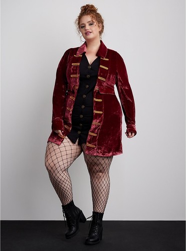 Torrid halloween pirate - halloween,