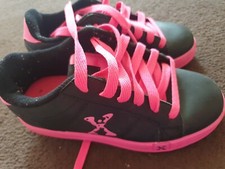   Heelys shoes Very good and