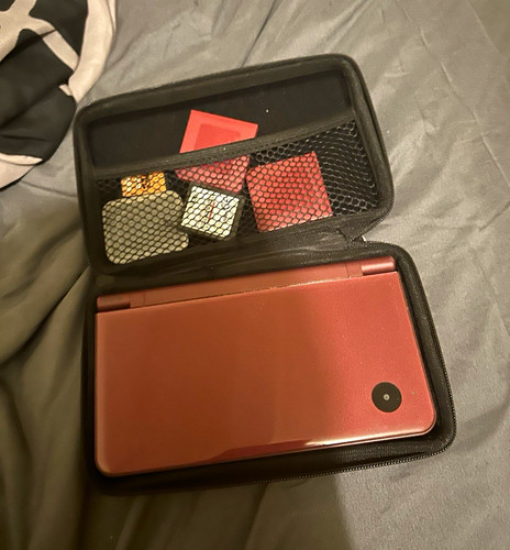 Nintendo dsi red handheld - dsi, xl