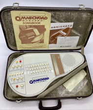 Suzuki Omnichord OM-27 With Case And Manual Vintage Model