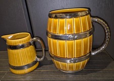 WADE 1950s LARGE FOUR PINT BARREL TANKARD + BARREL PLYMOUTH JUG c.1950s-1962