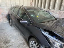 Kia ceed estate 2018 1.6 diesel  handbrake lever breaking spares