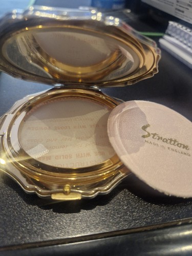 Vintage stratton queen - vintage,