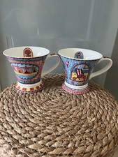 Set x2 Queens Brighton Rock China Seaside Holiday Beach Huts Coffee Mugs/Tea Cup