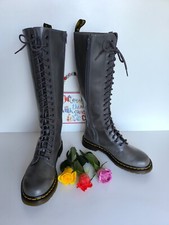Dr Doc Martens 20 hole 1b60 grey knee high tall leather boots UK6.5 EU40 US8.5